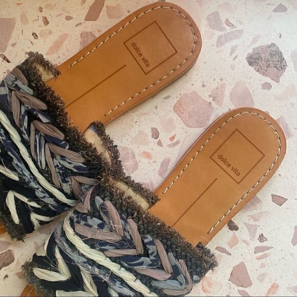 Dolce Vita Corey Slip On Shoe - Picture 9 of 11